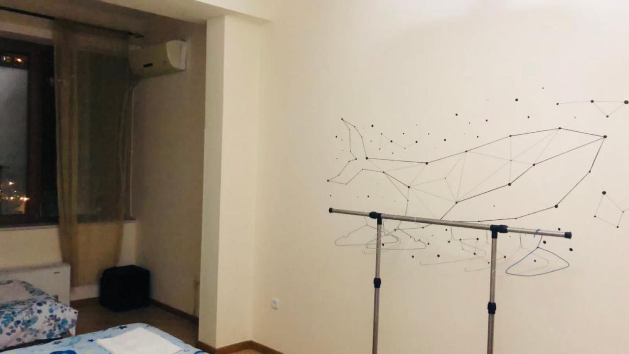 Arevahostel&Apartment Yerevan Bagian luar foto