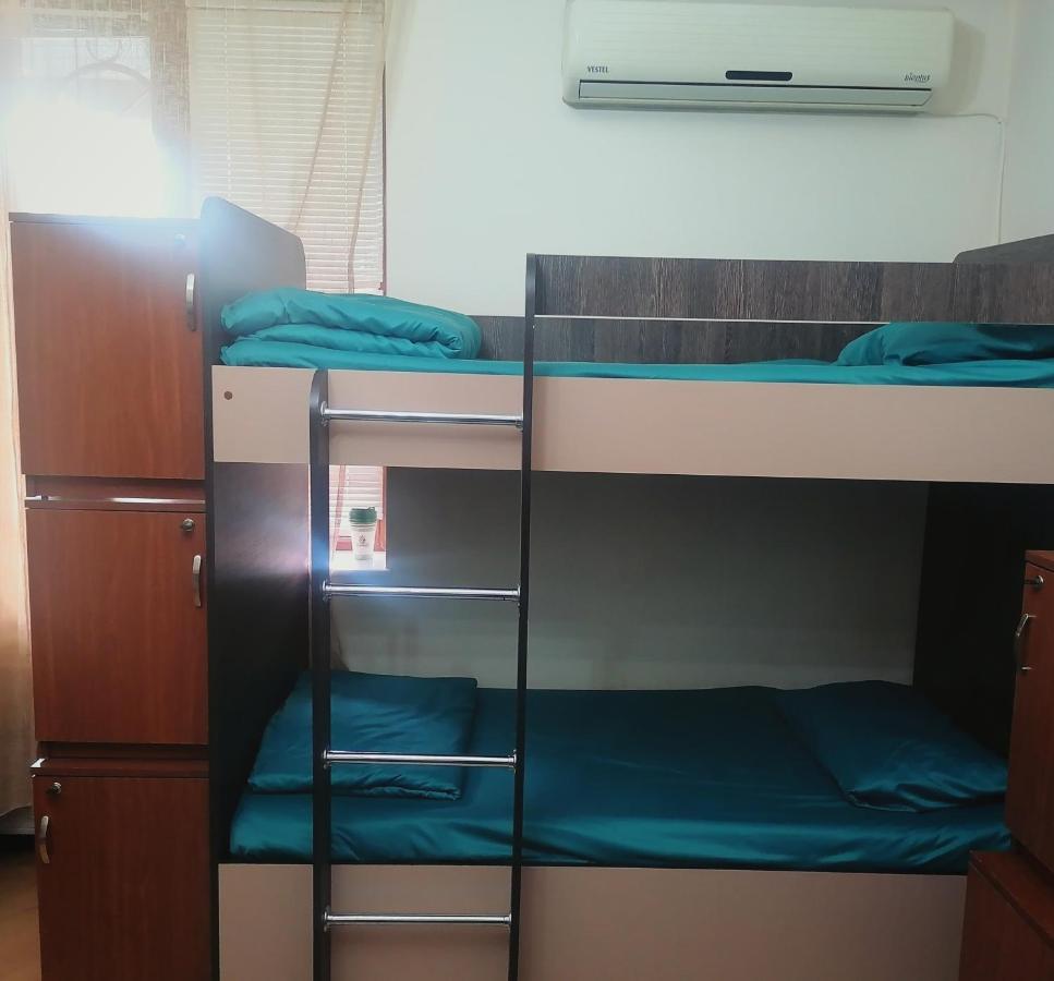 Arevahostel&Apartment Yerevan Bagian luar foto