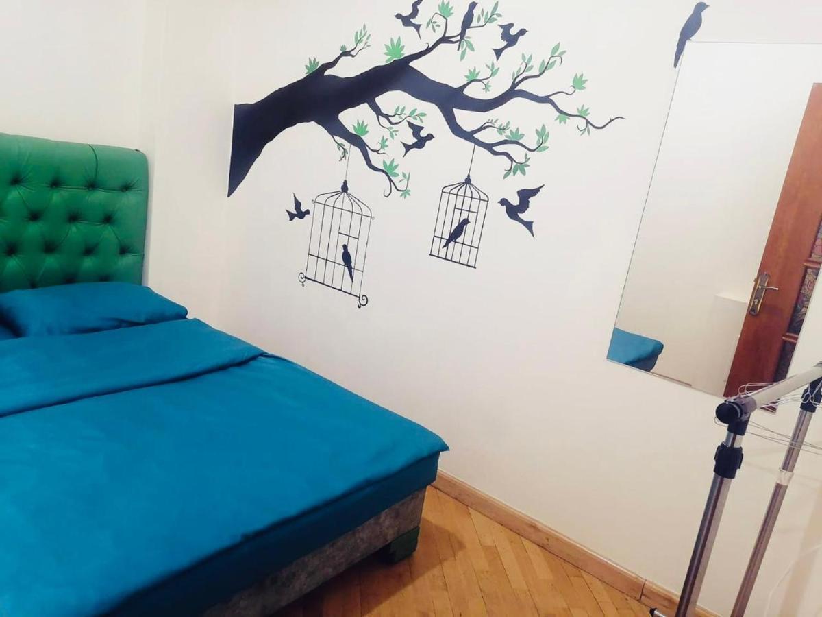 Arevahostel&Apartment Yerevan Bagian luar foto